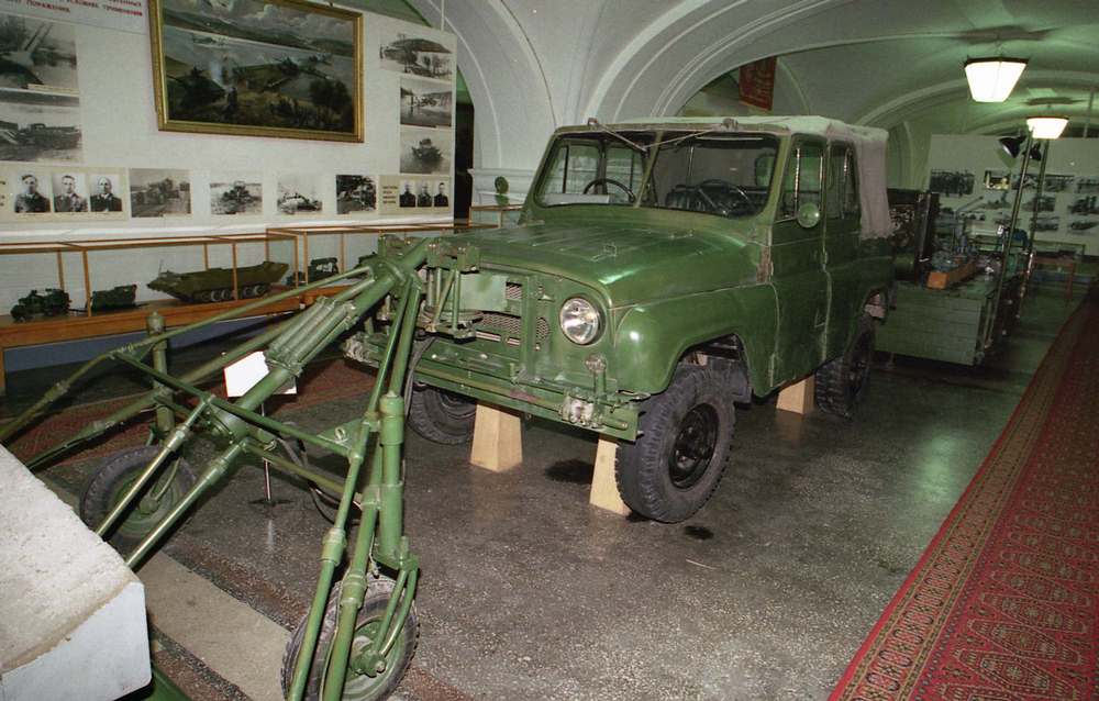 uaz469_min3